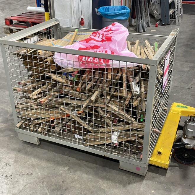 Piketpaaltjes en vulhout