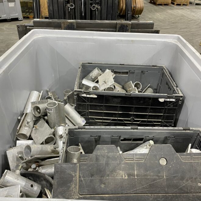 BORDEN KLEMMEN EN FLENSEN